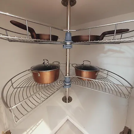Apartmán Elegant And Spacious With Sea Vieuw